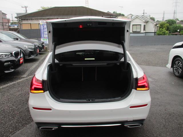 Aクラスセダン A250 4マチックセダン レーダーセーフ レザーEX パノラミックルーフ オプションカラー 本革 アンビエントライト MBUXナビTV バックカメラ 衝突軽減 踏み間違い防止 シートヒーター パワーシート ワイヤレスチャージ(60枚目)