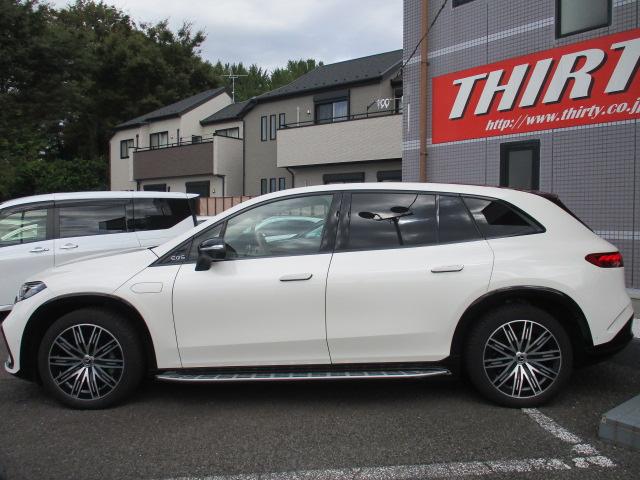 ＥＱＳ ＳＵＶ ＥＱＳ５８０　４マチック　ＳＵＶ　スポーツ　メーカー保証　ショーファーＰＫＧ　ナイトＰＫＧ　オプションインテリアトリム　本革シート　パノラミックルーフ　ＭＢＵＸハイパースクリーン　リアシートモニター　ブルメスター　全方位カメラ　ＨＵＤ（5枚目）