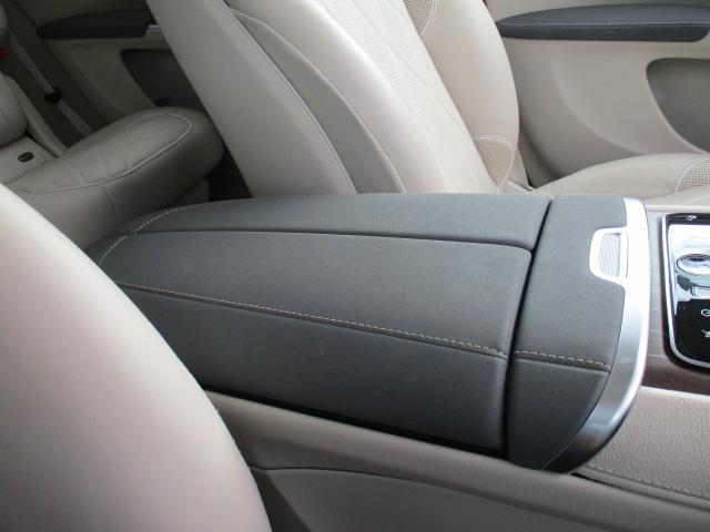 ＥＱＳ ＳＵＶ ＥＱＳ５８０　４マチック　ＳＵＶ　スポーツ　メーカー保証　ショーファーＰＫＧ　ナイトＰＫＧ　オプションインテリアトリム　本革シート　パノラミックルーフ　ＭＢＵＸハイパースクリーン　リアシートモニター　ブルメスター　全方位カメラ　ＨＵＤ（24枚目）