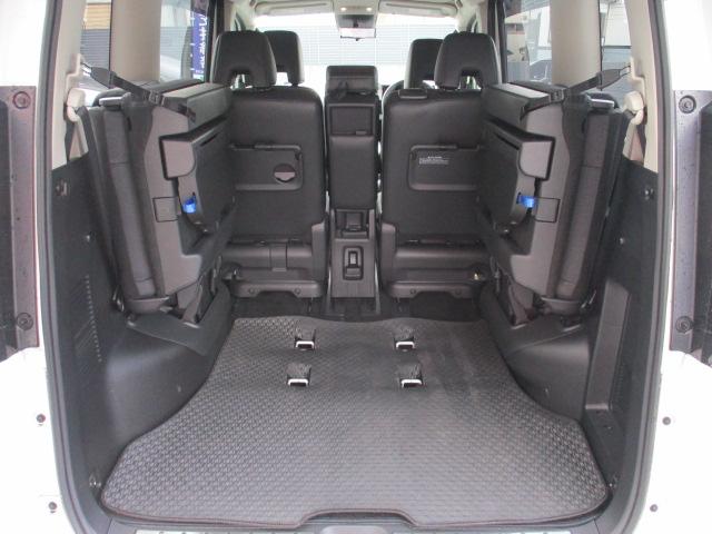 セレナ ｅ－パワー　ハイウェイスターＶ　フロントダイナミックパッケージ　ルーフスポイラー　プロパイロット　純正１２．３インチナビ　キャンセラー付きＴＶ　全方位カメラ　シート＆ステアヒーター　両側パワスラ　ワイヤレスチャージ　ドラレコ（60枚目）