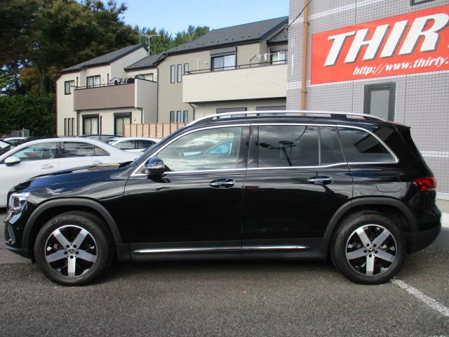 GLB GLB200d 4マチック レーダーセーフ アンビエントライト MBUXナビTV 全方位カメラ パワーシート シートヒーター ハーフレザーシート パワーテールゲート ワイヤレスチャージ 衝突軽減 踏み間違い防止 前後ドラレコ(5枚目)