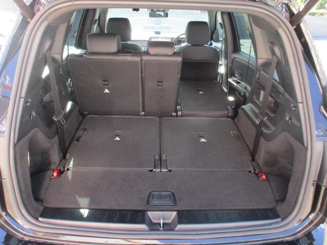 GLB GLB200d 4マチック レーダーセーフ アンビエントライト MBUXナビTV 全方位カメラ パワーシート シートヒーター ハーフレザーシート パワーテールゲート ワイヤレスチャージ 衝突軽減 踏み間違い防止 前後ドラレコ(66枚目)