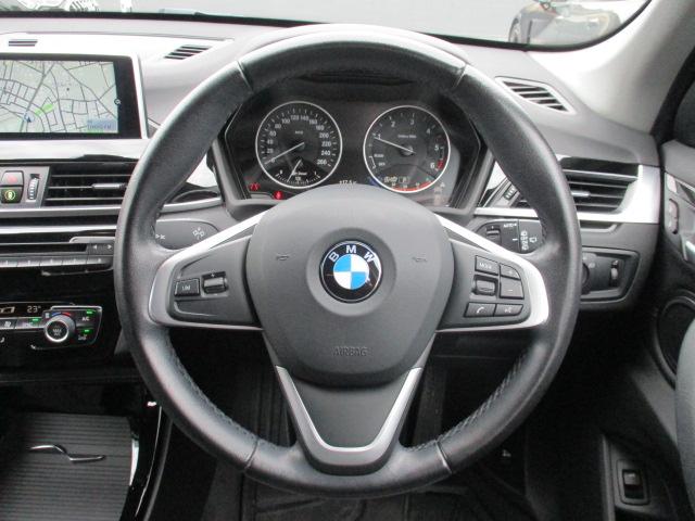 当店認証工場にて法定点検を行ないます。通常は整備費用一律のメンテナンスプランにてご案内しております。