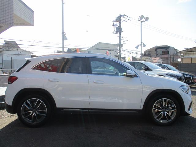 ＧＬＡクラス ＧＬＡ３５　４マチック　レザーＥＸ　アドバンスドＰ　レーダーセーフ　オプションカラー　ＭＢＵＸナビＴＶ　全方位カメラ　アンビエントライト　ヘッドアップディスプレイ　ワイヤレスチャージ　前後ドラレコ　シートヒーター（4枚目）