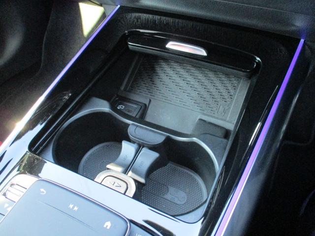 ＧＬＡクラス ＧＬＡ３５　４マチック　レザーＥＸ　アドバンスドＰ　レーダーセーフ　オプションカラー　ＭＢＵＸナビＴＶ　全方位カメラ　アンビエントライト　ヘッドアップディスプレイ　ワイヤレスチャージ　前後ドラレコ　シートヒーター（19枚目）