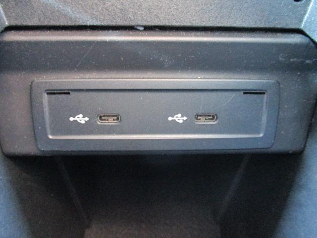 ＧＬＡクラス ＧＬＡ３５　４マチック　レザーＥＸ　アドバンスドＰ　レーダーセーフ　オプションカラー　ＭＢＵＸナビＴＶ　全方位カメラ　アンビエントライト　ヘッドアップディスプレイ　ワイヤレスチャージ　前後ドラレコ　シートヒーター（27枚目）