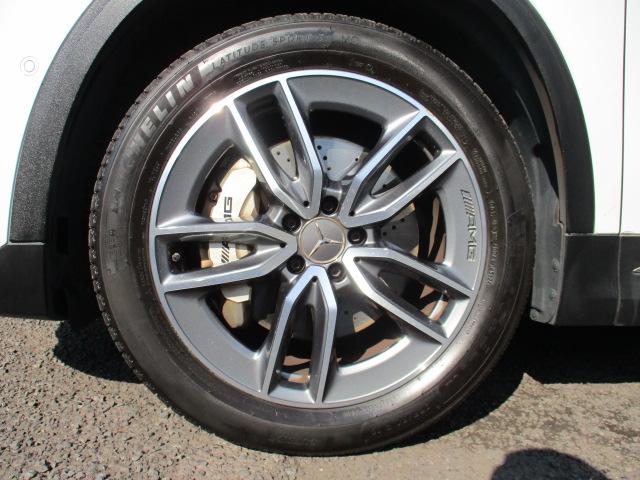 ＧＬＡクラス ＧＬＡ３５　４マチック　レザーＥＸ　アドバンスドＰ　レーダーセーフ　オプションカラー　ＭＢＵＸナビＴＶ　全方位カメラ　アンビエントライト　ヘッドアップディスプレイ　ワイヤレスチャージ　前後ドラレコ　シートヒーター（57枚目）