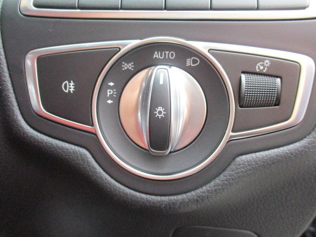 Ｃクラスステーションワゴン Ｃ２２０ｄ　ワゴンアバンギャルド　ＡＭＧライン　ディーゼルターボ　レザーエクスクルーシブパッケージ　赤革シート　Ｂｕｒｍｅｓｔｅｒ　レーダーセーフ　ワイドナビＴＶ　バックモニター　シートヒーター　純正ナビ　地デジ　パワーシート　　パワーバックドア（27枚目）