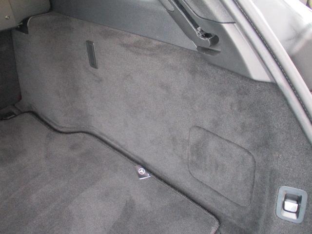 Ｃクラスステーションワゴン Ｃ２２０ｄ　ワゴンアバンギャルド　ＡＭＧライン　ディーゼルターボ　レザーエクスクルーシブパッケージ　赤革シート　Ｂｕｒｍｅｓｔｅｒ　レーダーセーフ　ワイドナビＴＶ　バックモニター　シートヒーター　純正ナビ　地デジ　パワーシート　　パワーバックドア（62枚目）