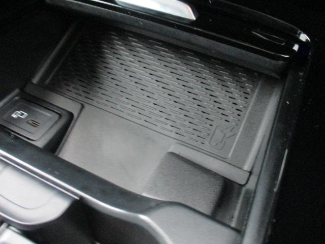 ＣＬＡクラス 　レザーＥＸ　サンルーフ　アドバンスドＰＫＧ　レーダーセーフ　純正ナビＴＶ　全方位カメラ　革シート　アンビエントライト　ＨＵＤ　シートヒーター　マルチビームＬＥＤ　ドラレコ（21枚目）