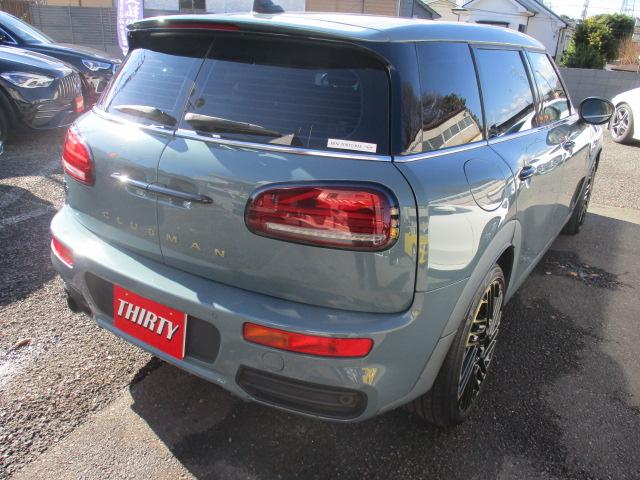 ＭＩＮＩ クーパー　クラブマン　アントールド・エディション　特別仕様車　ディスプレイメーター　カープレイ対応　バックモニター　衝突軽減ブレーキ　ドラレコ　インテリセーフ　シートヒーター　追従クルーズ　アンビエントライト　専用シート　ＬＥＤヘッドライト（6枚目）