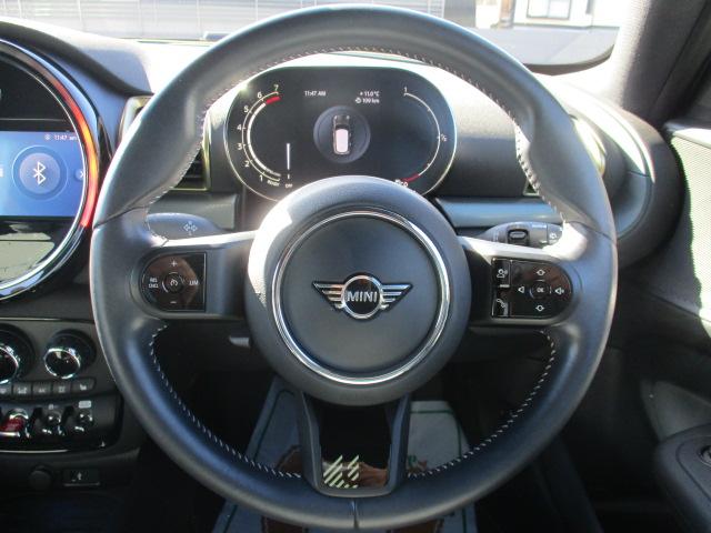 ＭＩＮＩ クーパー　クラブマン　アントールド・エディション　特別仕様車　ディスプレイメーター　カープレイ対応　バックモニター　衝突軽減ブレーキ　ドラレコ　インテリセーフ　シートヒーター　追従クルーズ　アンビエントライト　専用シート　ＬＥＤヘッドライト（10枚目）