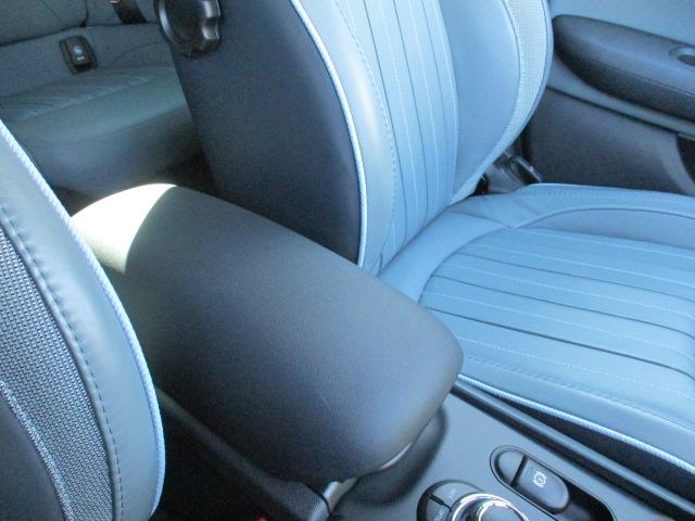 ＭＩＮＩ クーパー　クラブマン　アントールド・エディション　特別仕様車　ディスプレイメーター　カープレイ対応　バックモニター　衝突軽減ブレーキ　ドラレコ　インテリセーフ　シートヒーター　追従クルーズ　アンビエントライト　専用シート　ＬＥＤヘッドライト（23枚目）