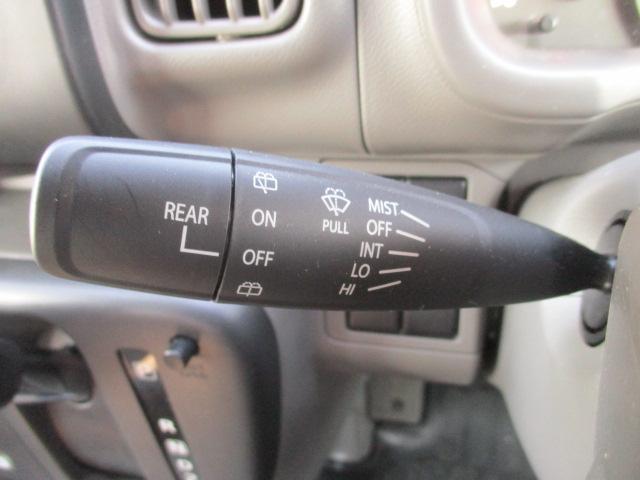 エブリイ ＰＡ　６型　前後衝突被害軽減ブレーキ　フロアマット　禁煙車　ハイルーフ　メンテナンスノート　取扱説明書　ディーラー保証付　ＦＭ／ＡＭラジオ　両側スライドドア　オートライト　リヤパーキングセンサー　スペアキー　エアコン・パワステ　シルキーシルバーメタリック（12枚目）