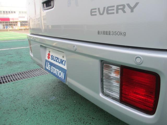 エブリイ ＰＡ　６型　前後衝突被害軽減ブレーキ　フロアマット　禁煙車　ハイルーフ　メンテナンスノート　取扱説明書　ディーラー保証付　ＦＭ／ＡＭラジオ　両側スライドドア　オートライト　リヤパーキングセンサー　スペアキー　エアコン・パワステ　シルキーシルバーメタリック（26枚目）