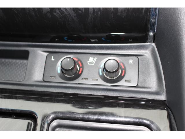 アルファード 2.5S Cパッケージ 寒冷地仕様・バックフォグ・ツインサンルーフ・リアフィリップダウンモニター・ディスプレイオーディオ・フルセグテレビ・CD&DVD・両側自動ドア・パワーバックドア・Lマークキャップ・ブラックレザーシート(16枚目)