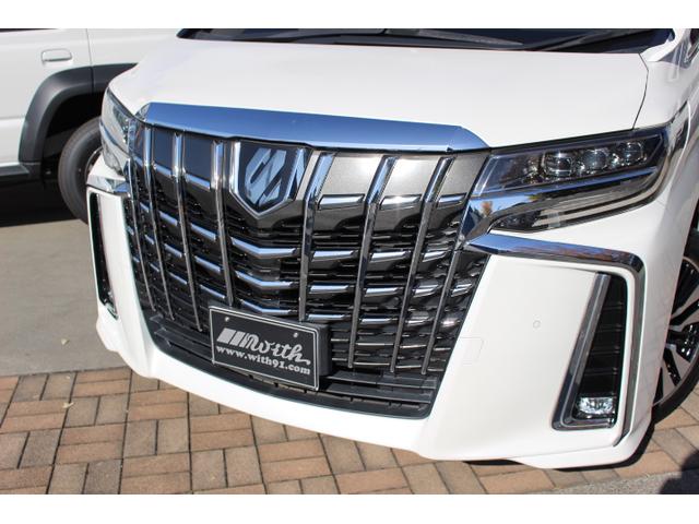 アルファード ２．５Ｓ　Ｃパッケージ　純正１０型ＳＤナビ・フルセグ・純正１２．１型フリップダウンモニター・バックカメラ・２．０ＥＴＣ・ドライブレコーダー・両側電動スライドドア・パワーバックドア・サンルーフ・１８インチアルミ・本革黒革シート（3枚目）