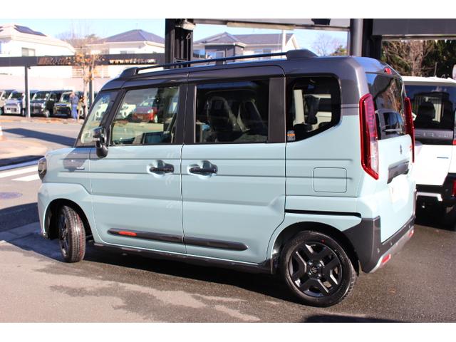 スペーシアギア ハイブリッドＸＺ　ターボ　ハイブリッドＸＺ　ターボ（４名）全方位モニター付きメモリーナビ・フルセグ・ＬＥＤヘッドライト・スマートキー・両側自動ドア・シート＆ステアリングヒーター（4枚目）