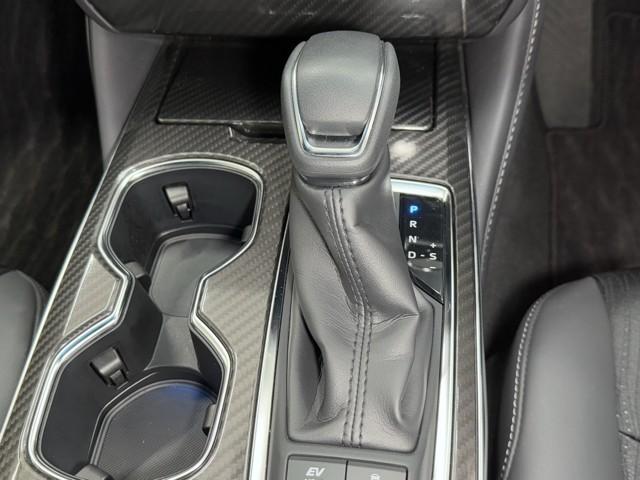 クラウンハイブリッド ＲＳ　ＬＥＤヘッドライト　クルコン　スマートエントリー　セキュリティーアラーム　Ｂカメラ　カーテンエアバッグ　定期点検記録簿　横滑り防止　ＥＴＣ　ドラレコ　ＴＶナビ　アルミ　ＡＵＸ　メモリーナビ　ＡＢＳ（12枚目）