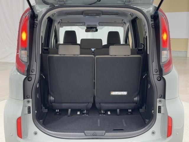 シエンタ ハイブリッドＧ　ウォークスルー　アルミホイール　ＡＢＳ　横滑り防止機能　盗難防止システム　エアバッグ　キーレス　ＬＥＤ　オートクルーズコントロール　ドラレコ　フルセグ　記録簿　ミュージックプレイヤー接続可　Ｂカメラ（19枚目）