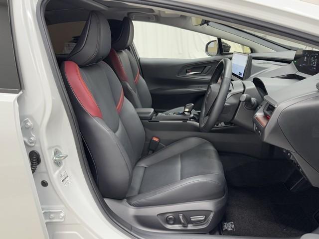 プリウス Ｚ　リアカメラ　パノラマサンルーフ　プリクラッシュ　ＰＷシート　１オーナ　ＡＣ１００Ｖ電源　ＬＥＤランプ　オートクルーズ　アルミホイール　ドライブレコーダ　ＡＣ　運転席エアバッグ　横滑り防止装置　ＥＴＣ付（20枚目）