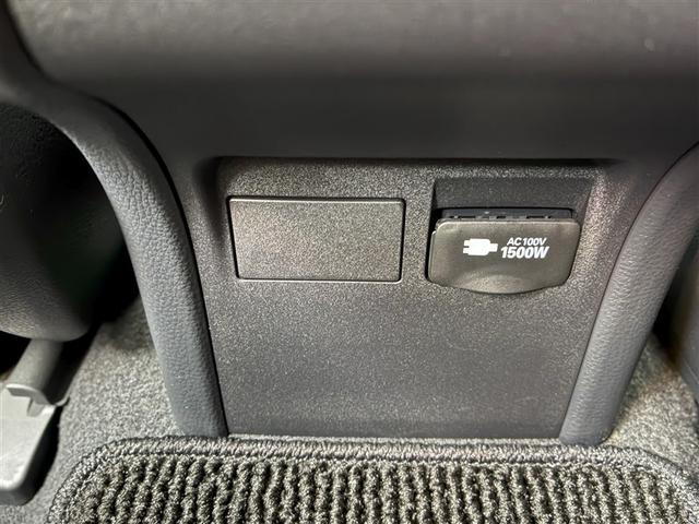 プリウス Ｚ　リアカメラ　パノラマサンルーフ　プリクラッシュ　ＰＷシート　１オーナ　ＡＣ１００Ｖ電源　ＬＥＤランプ　オートクルーズ　アルミホイール　ドライブレコーダ　ＡＣ　運転席エアバッグ　横滑り防止装置　ＥＴＣ付（23枚目）