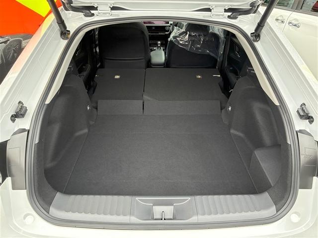 プリウス Ｚ　リアカメラ　パノラマサンルーフ　プリクラッシュ　ＰＷシート　１オーナ　ＡＣ１００Ｖ電源　ＬＥＤランプ　オートクルーズ　アルミホイール　ドライブレコーダ　ＡＣ　運転席エアバッグ　横滑り防止装置　ＥＴＣ付（24枚目）