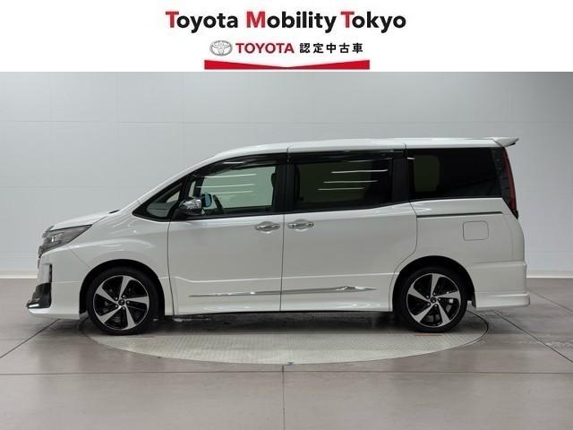 ノア ハイブリッドＳｉ　ダブルバイビーＩＩＩ　地デジ　バックモニター　両側ＰＳＤ　ＬＥＤ　ナビ＆ＴＶ　ＤＶＤ　横滑り防止装置　アルミホイール　スマキー　エアバッグ　クルコン　ＡＣ　３列シート　ドライブレコーダー　キーフリー　１オ－ナ－　ＥＴＣ（3枚目）