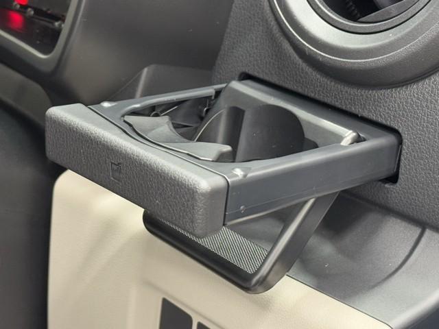 パッソ X S 衝突回避支援システム 整備記録簿 バックモニター ドライブレコーダー 盗難防止システム 1セグTV キーフリーシステム デュアルエアバック スマートキー メモリナビ AUX接続 iストップ ESC(11枚目)