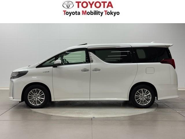 アルファードハイブリッド ＳＲ　Ｃパッケージ　点検記録簿　サンル－フ　本革シート　ワンオナ　バックモニター　オートエアコン　ＬＥＤ　横滑り防止機能　ＡＢＳ　イモビ　ＡＣ１００Ｖ電源　アルミ　ドライブレコーダー　ナビ＆ＴＶ　４ＷＤ　３列シート（3枚目）