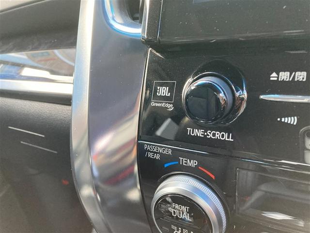 アルファードハイブリッド ＳＲ　Ｃパッケージ　点検記録簿　サンル－フ　本革シート　ワンオナ　バックモニター　オートエアコン　ＬＥＤ　横滑り防止機能　ＡＢＳ　イモビ　ＡＣ１００Ｖ電源　アルミ　ドライブレコーダー　ナビ＆ＴＶ　４ＷＤ　３列シート（10枚目）