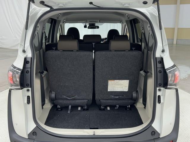 シエンタ ハイブリッドＧ　ブレーキサポート　ＥＣＯモード　Ｂカメラ　地デジ　クルコン　ＤＶＤ　キーフリー　スマキー　横滑り防止システム　メモリナビ　ナビＴＶ　ウォークスルー　ＥＴＣ　ドライブレコーダー　イモビライザー　ＰＷ（17枚目）