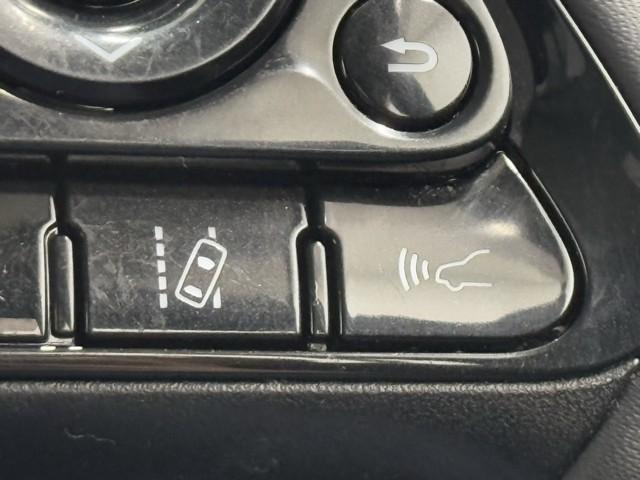 プリウス S 100V 取説記録簿 DVD再生機能 アイスト ESC スマートキ- 地デジ メモリーナビゲーション LEDヘッドライト ETC車載器 フルオートエアコン クルーズコントロール エアバッグ イモビ(12枚目)