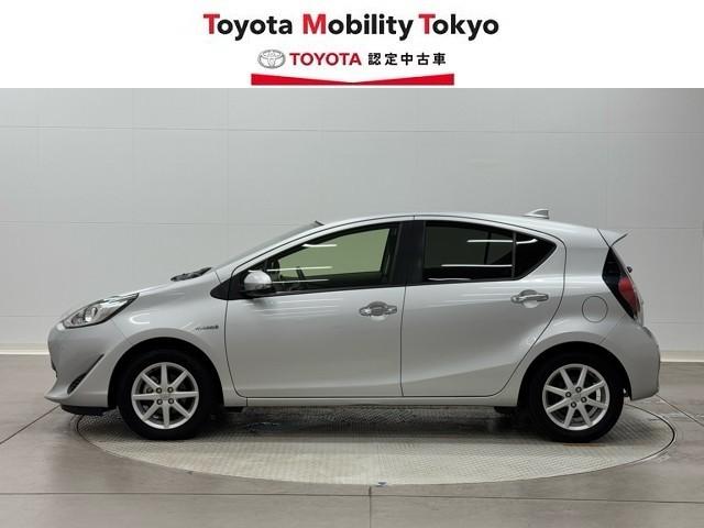 アクア Sスタイルブラック AUX端子 ECOモード 記録簿あり バックモニタ- 地デジフルセグ ナビTV イモビライザー LEDライト スマートキープッシュスタート アルミホイール ETC付き Wエアバッグ キーフリ ABS(3枚目)