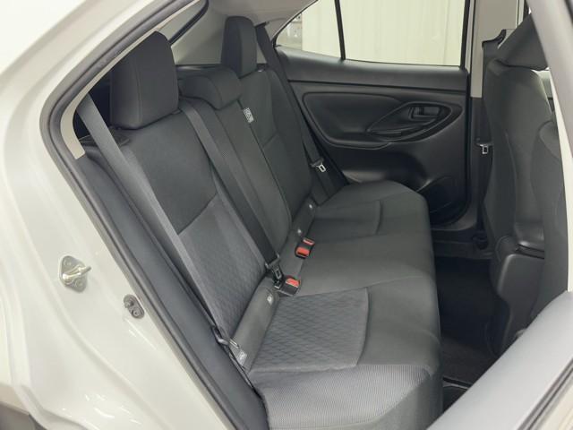 ヤリスクロス Ｇ　ＥＴＣ装備　リヤカメラ　スマートエントリー　イモビライザー　オートエアコン　アルミホイール　キーレス　パワーウィンドウ　クルコン　ＡＢＳ　ドライブレコーダー　エアバッグ　パワーステアリング（16枚目）