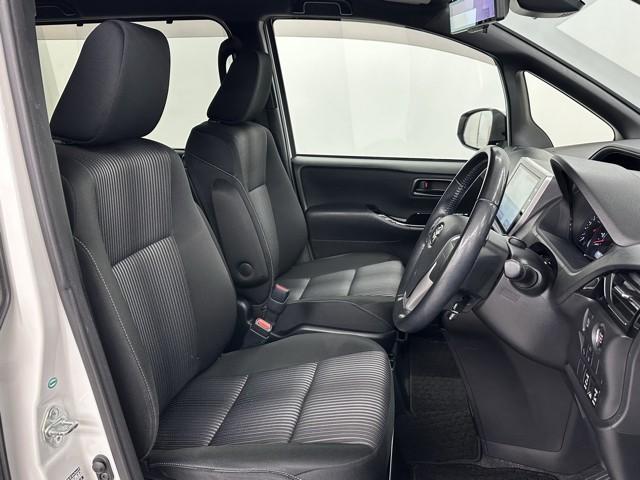 ヴォクシー ZS 両電動スライドドア 地デジ 盗難防止システム オートエアコン ダブルエアバッグ DVD再生可 ドライブレコーダー ETC LEDヘッドライト キーレスエントリー メモリーナビ オートクルーズ ナビTV(16枚目)