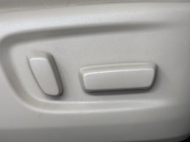 アルファードハイブリッド G TSS オートクルーズ ナビTV 地デジ AC100 盗難防止装置 AW LEDヘッド 4wd キーレス Wエアコン DVD再生機能 ABS エアバッグ 3列シート ミュージックプレイヤー接続可(14枚目)