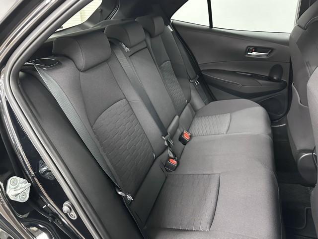 カローラスポーツ ハイブリッドG ワンオーナー車 オートエアコン クルーズコントロール 盗難防止システム LEDヘッドライト バックモニター スマートキー アイドリングストップ キーレス ETC フルセグ ドラレコ 横滑り防止装置(17枚目)