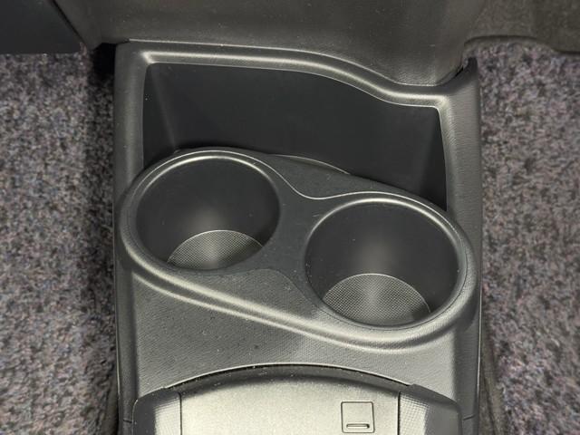 アクア Ｓスタイルブラック　ＡＵＸ端子　ＥＣＯモード　記録簿あり　バックモニタ－　地デジフルセグ　ナビＴＶ　イモビライザー　スマートキープッシュスタート　１オーナー　ＥＴＣ付き　Ｗエアバッグ　キーフリ　メモリーナビゲーション（13枚目）