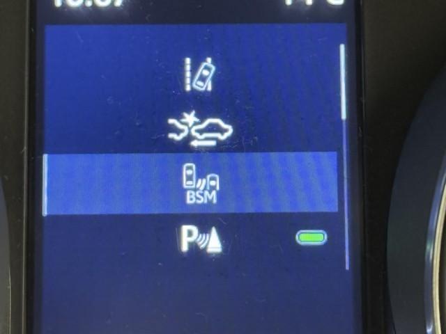 Ｃ－ＨＲ Ｇ　モード　ネロ　セーフティプラス　ＰＣＳ　点検記録簿　盗難防止　Ｒカメラ　ＬＥＤライト　アイドリングストップ　アルミ　クルーズＣ　エアバッグ　ＡＢＳ　ナビ　スマートキ－　ＥＴＣ車載器　キーフリー　オートエアコン　横滑り防止　ドラレコ（12枚目）