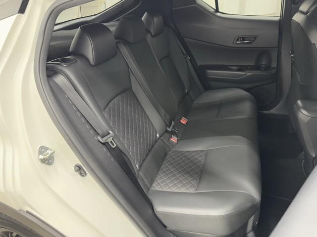 Ｃ－ＨＲ Ｇ　モード　ネロ　セーフティプラス　ＰＣＳ　点検記録簿　盗難防止　Ｒカメラ　ＬＥＤライト　アイドリングストップ　アルミ　クルーズＣ　エアバッグ　ＡＢＳ　ナビ　スマートキ－　ＥＴＣ車載器　キーフリー　オートエアコン　横滑り防止　ドラレコ（16枚目）