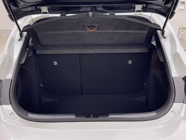 カローラスポーツ Ｇ　ドライブレコーダー　ＬＥＤヘッドライト　衝突軽減ブレーキ　ワンオーナー　ミュージックプレイヤー接続可　ＥＴＣ　フルセグ　ナビＴＶ　Ｂモニター（16枚目）