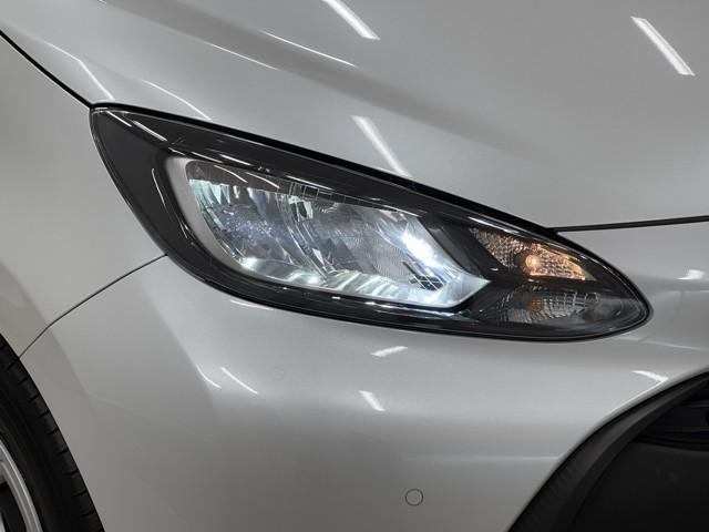 アクア Ｘ　踏み間違い防止　１００Ｖ　イモビ　ドライブレコーダー　ナビ　点検記録簿　ＬＥＤヘッドライト　スマートキー　横滑り防止機能　キーレスエントリー　オートクルーズ　オートエアコン　ＥＴＣ　カーテンエアバッグ（17枚目）