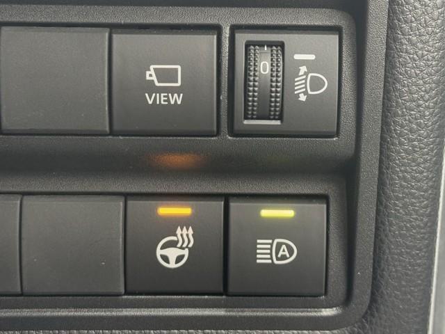 ヤリスクロス ハイブリッドＺ　ドライブレコーダ　インテリジェントキー　アルミホイル　ＬＥＤライト　１オ－ナ－　リアカメラ　クルーズコントロール　整備記録簿　横滑り防止システム　ナビＴＶ　メモリーナビゲーション　電動シ－ト　パワステ（14枚目）