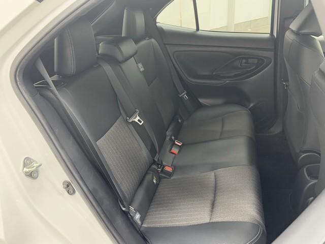 ヤリスクロス ハイブリッドＺ　ドライブレコーダ　インテリジェントキー　アルミホイル　ＬＥＤライト　１オ－ナ－　リアカメラ　クルーズコントロール　整備記録簿　横滑り防止システム　ナビＴＶ　メモリーナビゲーション　電動シ－ト　パワステ（18枚目）