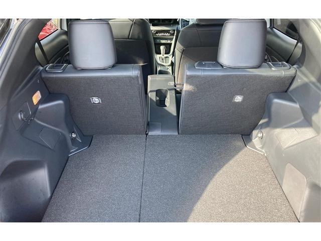 ヤリスクロス ハイブリッドＺ　ドライブレコーダ　インテリジェントキー　アルミホイル　ＬＥＤライト　１オ－ナ－　リアカメラ　クルーズコントロール　整備記録簿　横滑り防止システム　ナビＴＶ　メモリーナビゲーション　電動シ－ト　パワステ（20枚目）