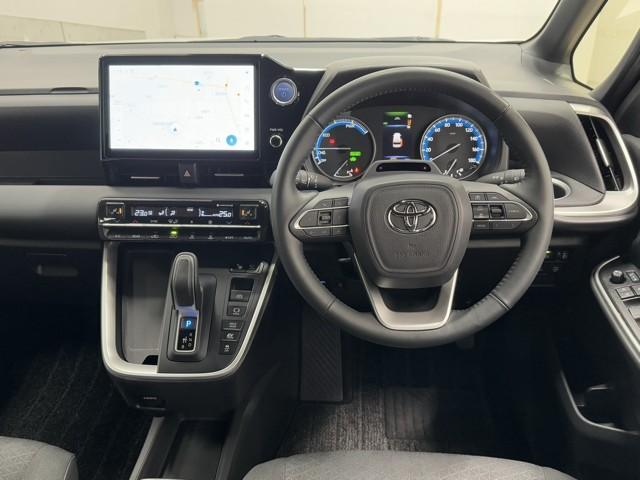 ノア ハイブリッドＳ－Ｇ　両電動ドア　衝突回避ブレーキ　ダブルエアコン　１００Ｖ　イモビ　クルコン　バックガイドモニター　横滑り防止装置　記録簿　ＬＥＤヘッドライト　ドライブレコーダー　キーレス　スマートキー　３列シート（4枚目）