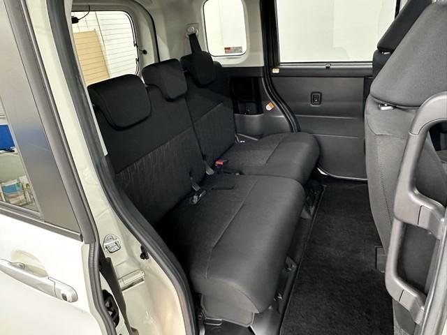 タンク カスタムＧ　プリクラッシュ　リアカメラ　両側自動ドア　クルコン　ＬＥＤ　横滑り防止　点検記録簿　ＤＶＤ　ドライブレコーダー　ナビＴＶ　スマートキー　アルミ　キーフリーシステム　ＥＴＣ付き　オートエアコン　ＡＢＳ（18枚目）