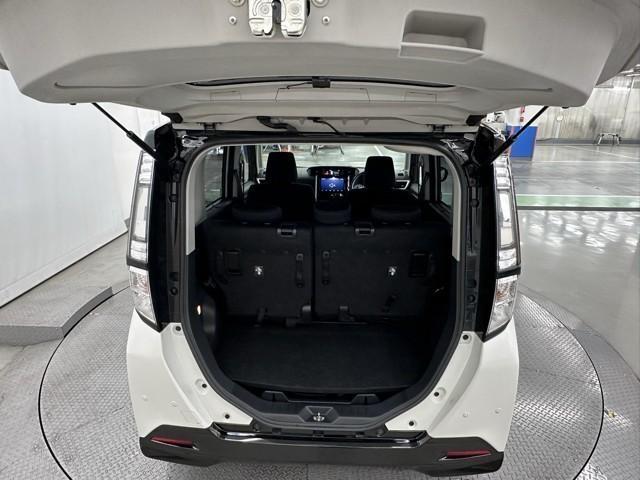 タンク カスタムＧ　プリクラッシュ　リアカメラ　両側自動ドア　クルコン　ＬＥＤ　横滑り防止　点検記録簿　ＤＶＤ　ドライブレコーダー　ナビＴＶ　スマートキー　アルミ　キーフリーシステム　ＥＴＣ付き　オートエアコン　ＡＢＳ（19枚目）