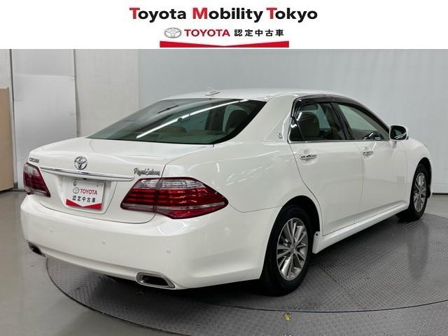 クラウン ２．５ロイヤルサルーン　プレミアムエディション　１オーナー車　Ｂカメラ　フルセグ地デジＴＶ　パワーシート　点検記録簿　キーフリー　スマートキー　クルーズコントロール　ＥＴＣ　アルミホイール　運転席エアバッグ　ＡＡＣ　盗難防止システム　ＨＤＤナビ（2枚目）